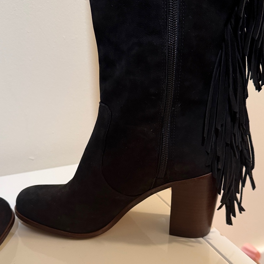 Gianni Bini Women's Black Suede Knee High Fringe Boots Size 8 - Picture 9 of 16
